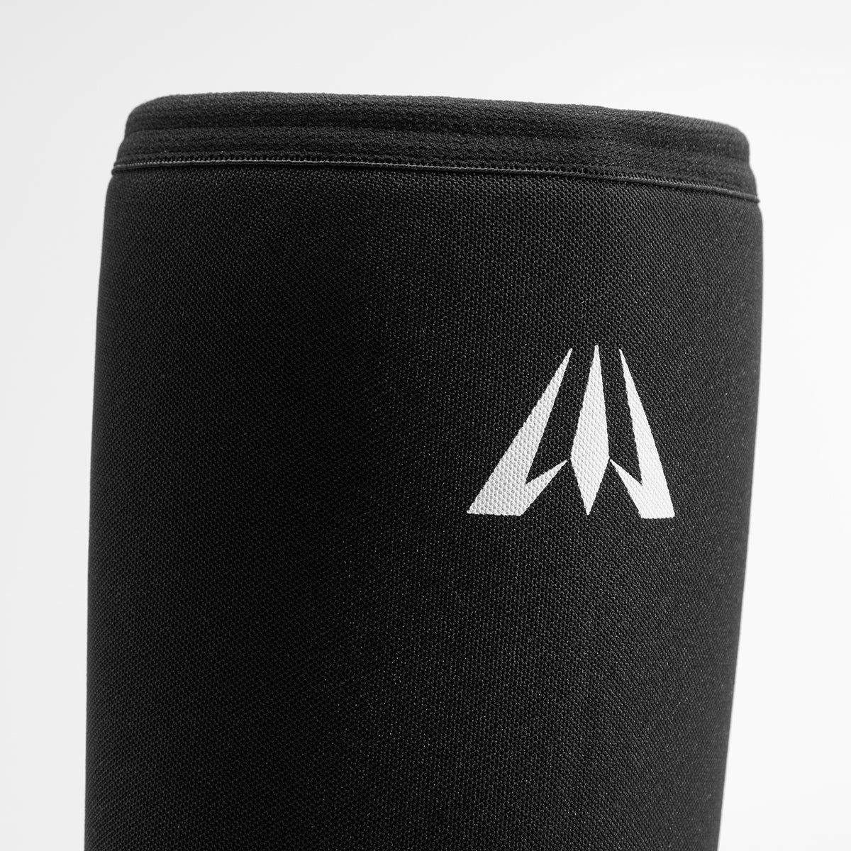 Ginocchiere 7mm Arthiqenra in uso durante allenamento